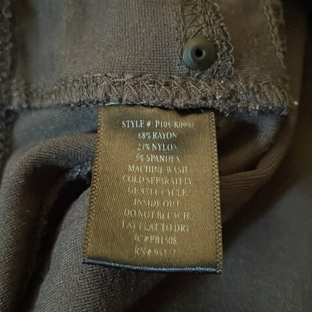 Sanctuary Stylish Brown Camouflage Women's Pants. Size Large. - Picture 6 of 6